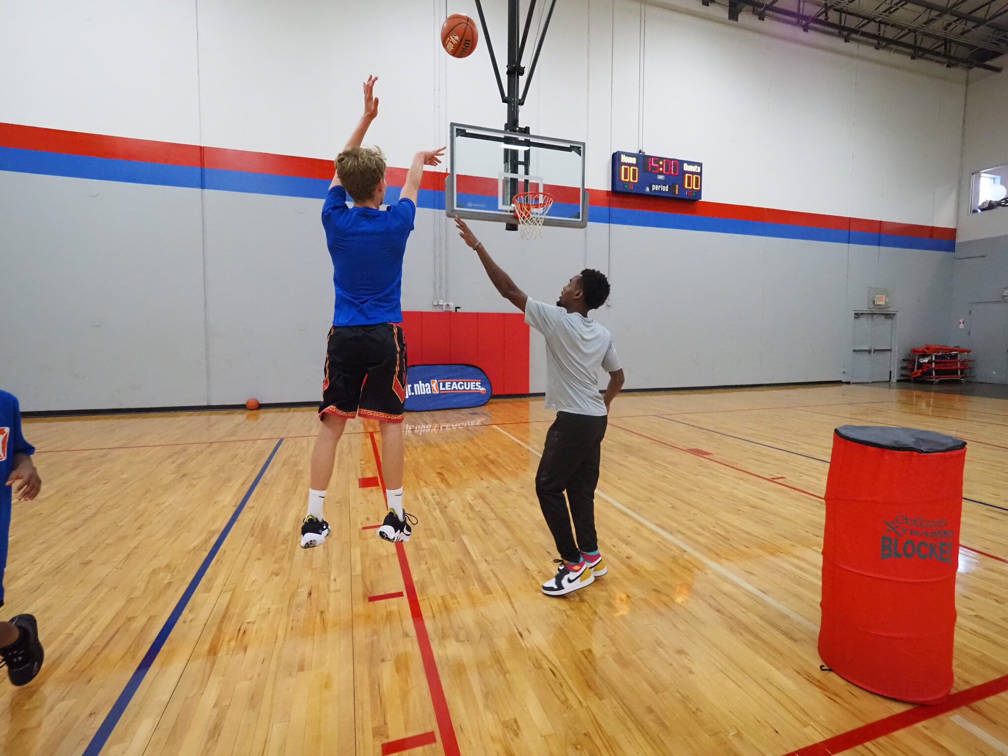 How to Shoot a Free Throw Jr. NBA Leagues